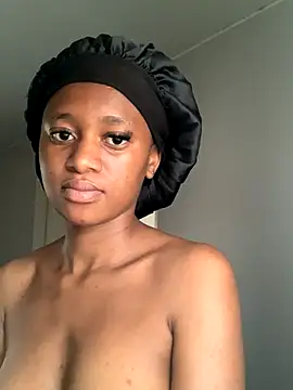 sweetcake87 online show from 10/15/25, 11:29