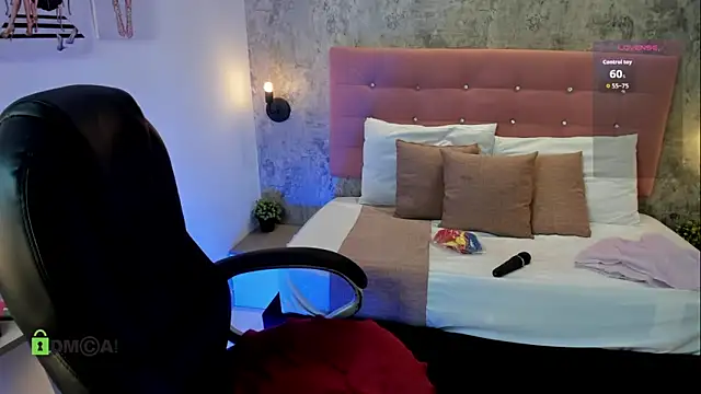 brithanycollins online show from 09/30/25, 12:44