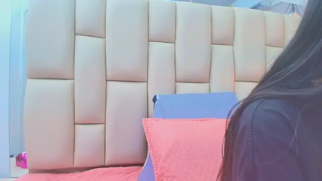 sweet amye online show from 12/14/25, 07:19