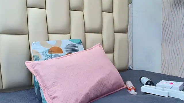 sweet amye online show from 11/18/25, 07:17