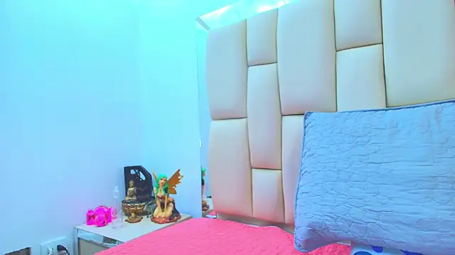 sweet amye online show from 10/21/25, 07:13