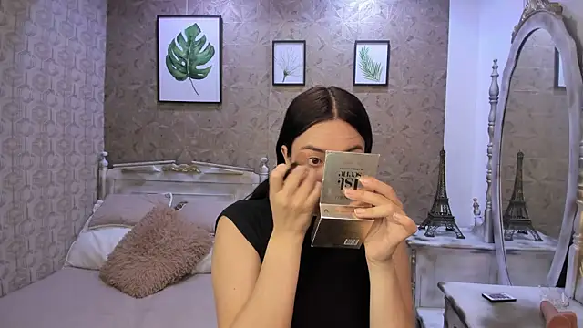 Dali collin online show from 09/12/25, 01:55