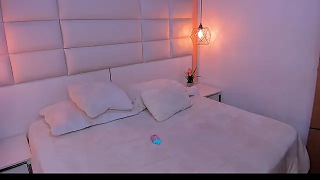 Dali collin online show from 04/12/26, 02:20