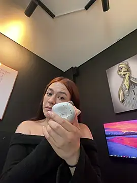 Dali collin online show from 04/15/26, 03:12