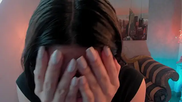 Dali collin online show from 12/18/25, 01:15