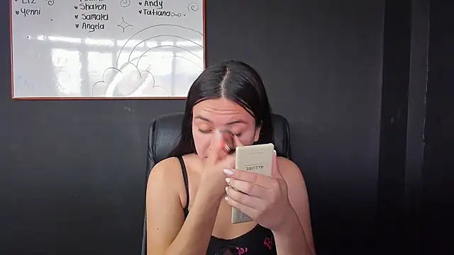 Dali collin online show from 11/28/25, 08:53