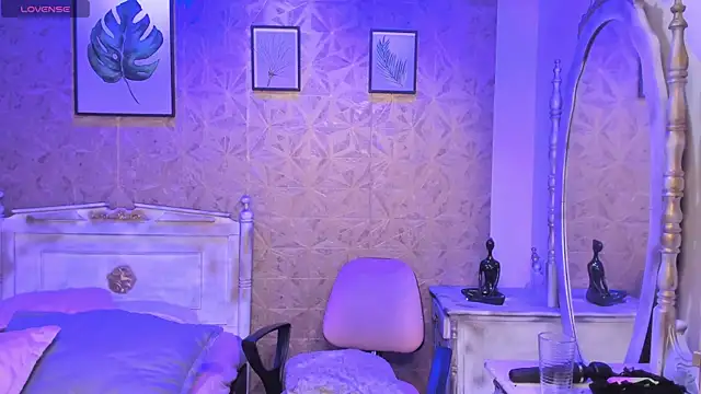 Dali collin online show from 04/15/26, 06:01