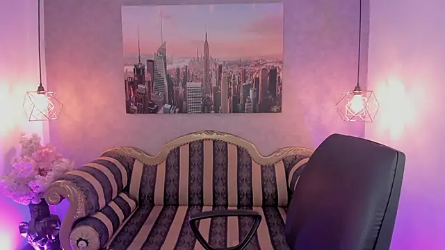 Dali collin online show from 11/18/25, 12:52