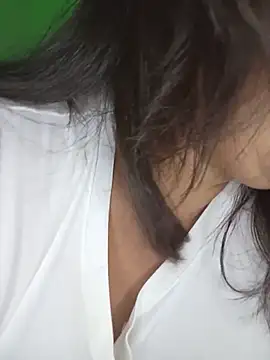luzdanna online show from 06/10/26, 07:37