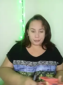Snapshot of luzdanna chatting on 03/15/26, 03:57 luzdanna online show from 03/15/26, 03:57