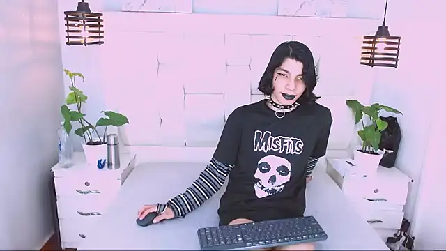 Atley Dolly online show from 01/14/26, 09:40