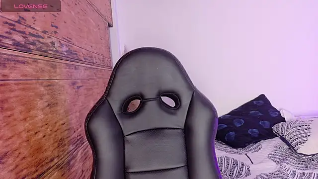 vela-kimm online show from 12/18/25, 07:29