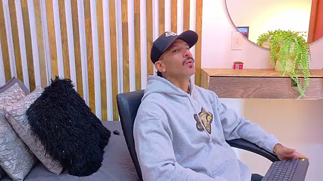 yorbymaxx online show from 02/06/26, 02:13