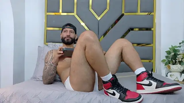 yorbymaxx online show from 10/21/25, 02:16