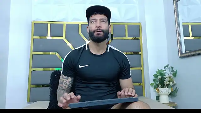 yorbymaxx online show from 10/28/25, 12:15