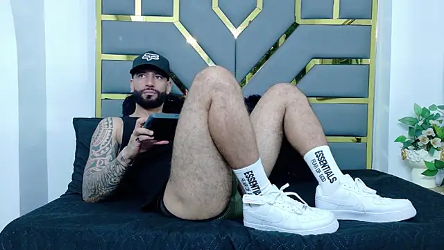 yorbymaxx online show from 12/03/25, 02:16