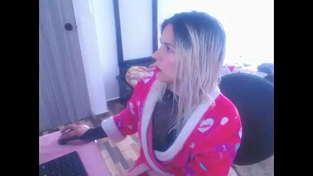 mystica 25 online show from 12/01/25, 05:14