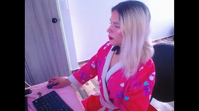 mystica 25 online show from 11/01/25, 04:12