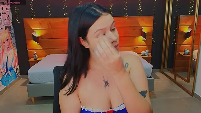 Snapshot of hanna_kimura chatting on 02/14/26, 07:36 hanna kimura online show from 02/14/26, 07:36