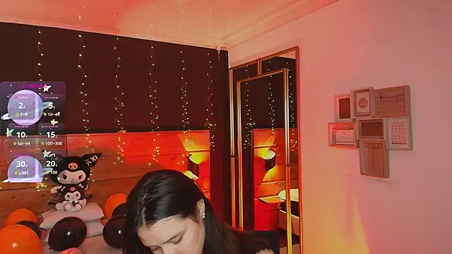 hanna kimura online show from 10/31/25, 07:54