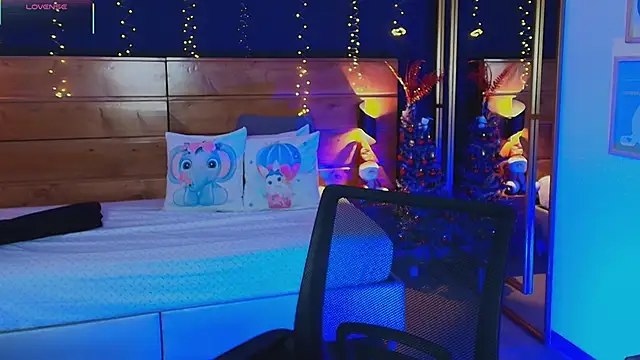 hanna kimura online show from 11/24/25, 07:36