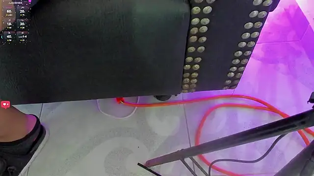 Snapshot of yasmin_rahal chatting on 02/13/26, 01:33 yasmin rahal online show from 02/13/26, 01:33