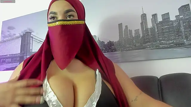 Snapshot of yasmin_rahal chatting on 02/09/26, 07:45 yasmin rahal online show from 02/09/26, 07:45