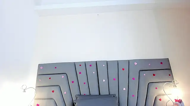 Snapshot of Maia_520 chatting on 02/09/26, 05:55 Maia 520 online show from 02/09/26, 05:55