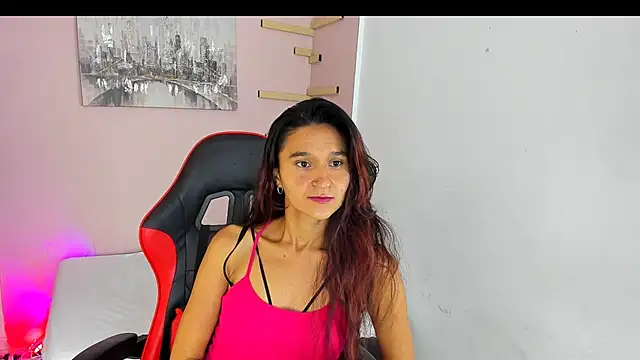 maraiah petit online show from 09/18/25, 07:06