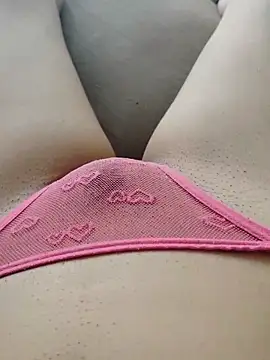 Icee006 online show from 12/16/25, 01:37