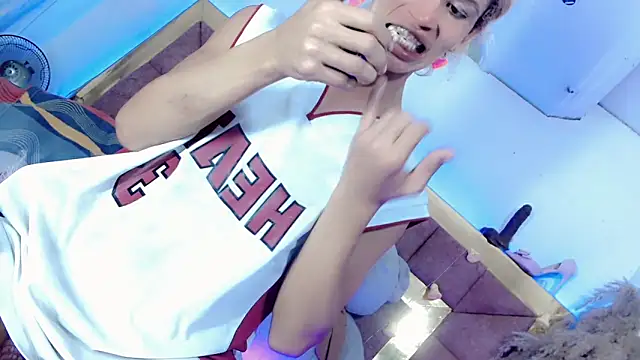 ravenous charmer online show from 02/15/26, 09:14