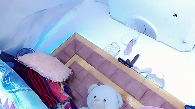 ravenous charmer online show from 02/12/26, 08:08