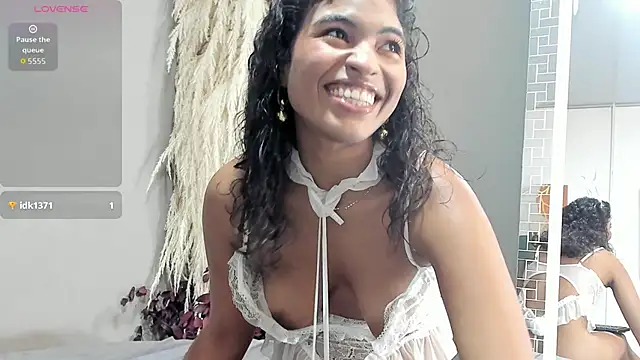 sienna glow online show from 12/20/25, 02:20