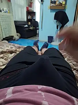 Abi abii online show from 10/08/25, 10:10