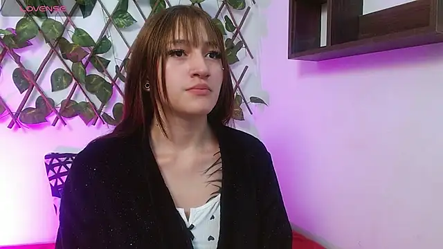 nicollegp online show from 11/21/25, 09:36