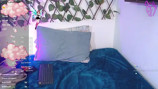 nicollegp online show from 09/16/25, 07:59