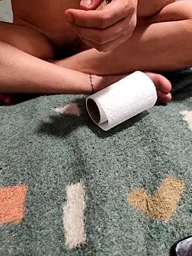 parejita888 online show from 10/26/25, 07:42