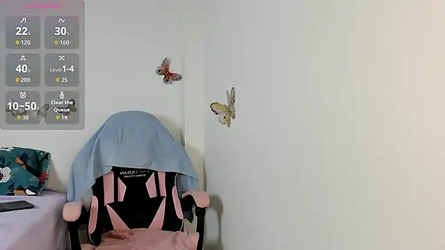 mari-ross online show from 10/31/25, 01:02