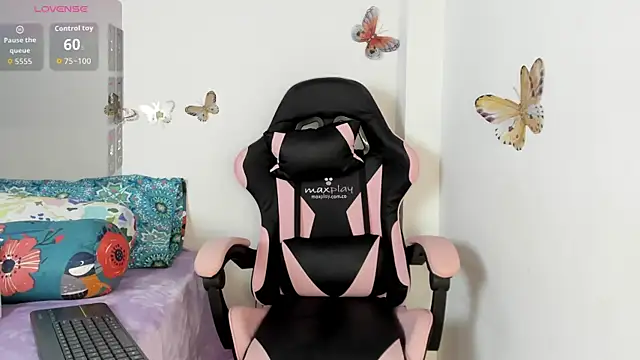 mari-ross online show from 11/02/25, 03:22