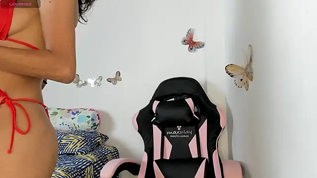 mari-ross online show from 10/26/25, 01:39