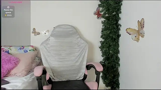 mari-ross online show from 01/13/26, 02:48