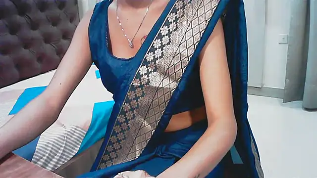 elize   online show from 11/29/25, 08:03