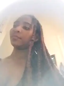 AmbarSmit online show from 10/21/25, 09:03