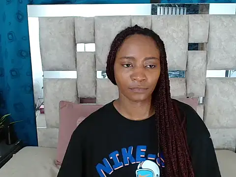 AmbarSmit online show from 11/20/25, 07:36