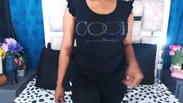 AmbarSmit online show from 09/18/25, 04:26