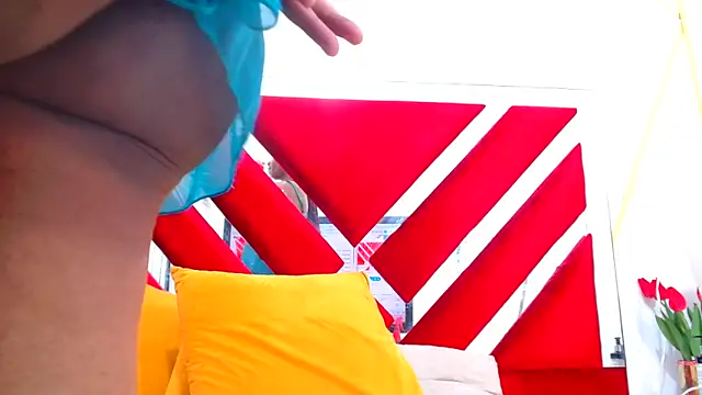 AmbarSmit online show from 11/23/25, 06:29