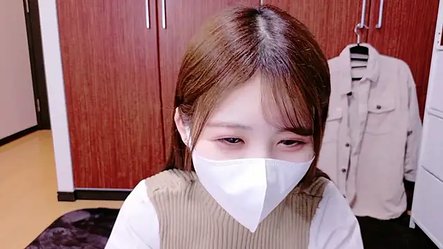 Ema o0 chan online show from 10/11/25, 11:11