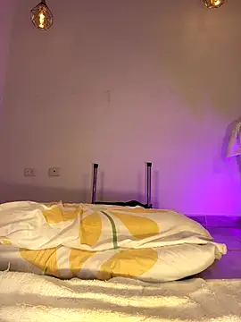 hade rosse online show from 10/18/25, 01:13