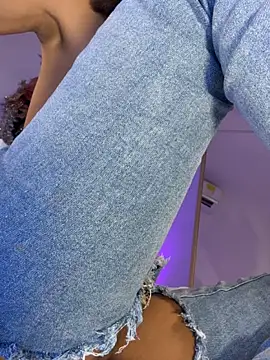 hade rosse online show from 11/29/25, 04:40