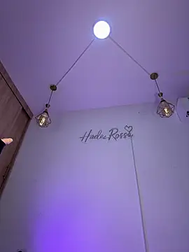 Snapshot of hade_rosse chatting on 05/30/26, 03:39 hade rosse online show from 05/30/26, 03:39